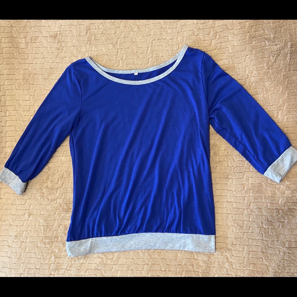 Scoop Neck 3/4 Sleeve Top